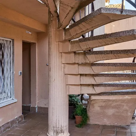 Irlulan Апартаменты *